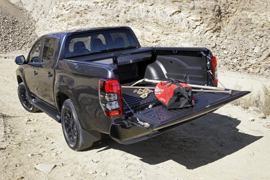  Mitsubishi Triton GSR Double Cab 2020 года  (AU) (фото 3 из 14)